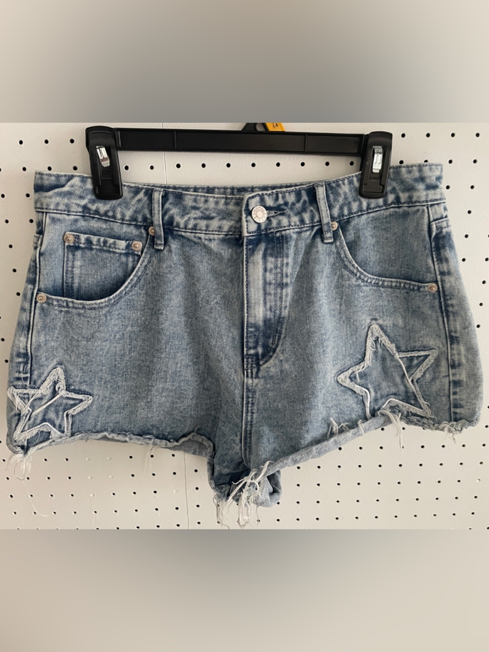 Carbon Light Blue Denim Star-Appliqué Shorts